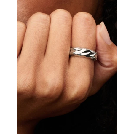 Anillo Pandora Banda Ancha Ondulada Plata 193886C00