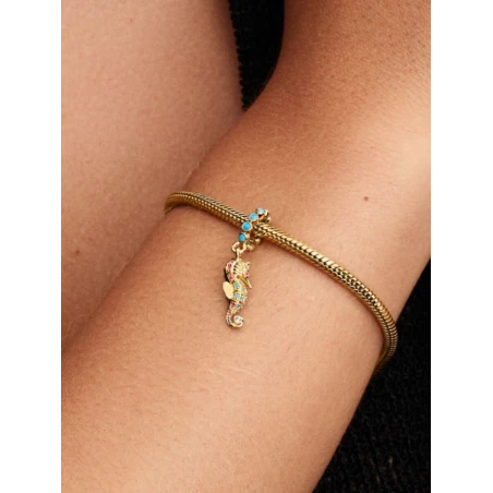 Charm Colgante Pandora Caballito de Mar Baño Oro 763895C01