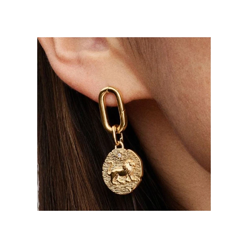 Charm Medallón Pandora León Baño Oro 763974C01