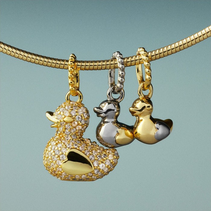 Colgante Agatha Paris Pato Grande Baño Oro y...