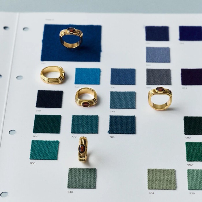 Anillo Fino Agatha paris Haussmann Baño Oro y...