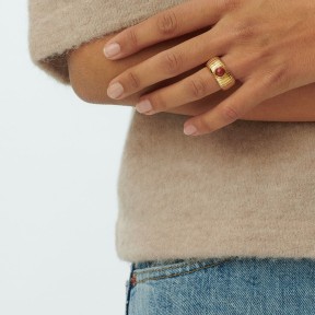 Anillo Agatha Paris Ancho Be Baño Oro y Cabujón Rojo... 2