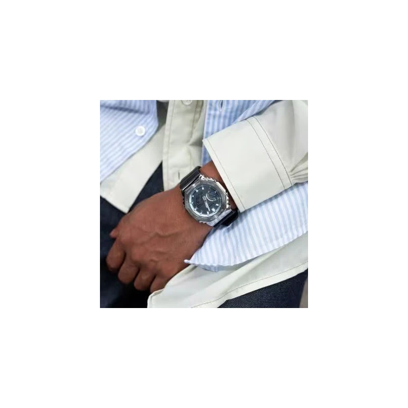 Reloj G-Shock Classic Style Metal Covered GBM-2100A-1A2ER