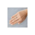 Alianza oro blanco y diamante 5B45473D
