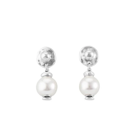 Pendientes Texcoco en aleación de metales bañados en plata y perla blanca. PEN0621BPLMTL0U
