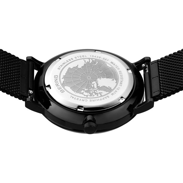 Reloj Bering Solar Hombre Negro y Azul Analógico 15439-327