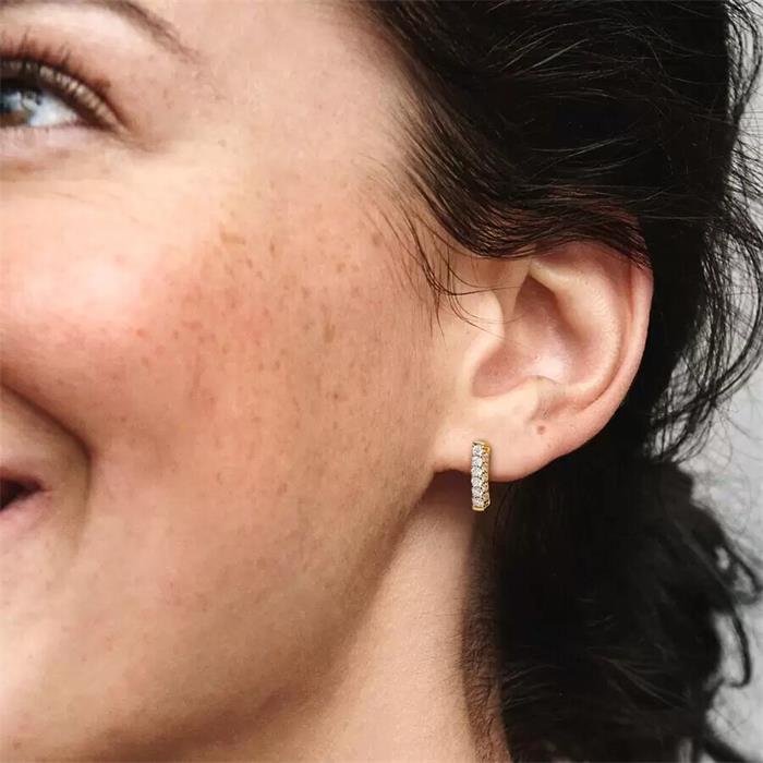 Pendientes Pandora Baño Oro Fila en Pavé 262626C01