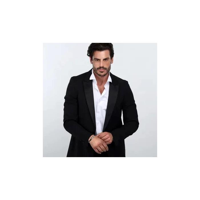 Pulsera Maserati Cuero Negro y Aero Inoxidable Plateado y Dorado JM422AVE11