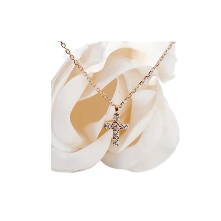 Gargantilla Le Carré Cruz Oro Amarillo 18Kt y Diamantes GD131OA.00