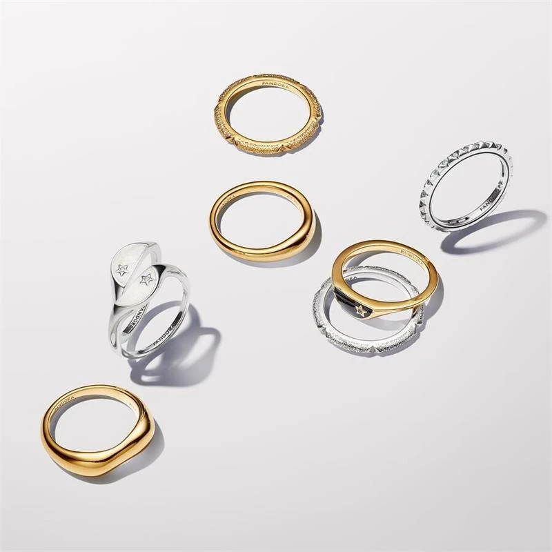 Anillo Pandora Me Mitad Sello Esmaltado Baño Oro 163325C01