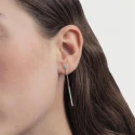 Pendientes Largos Victoria Cruz Cadena Plata Baño Rodio y Cristal Blanco A3258-07HT