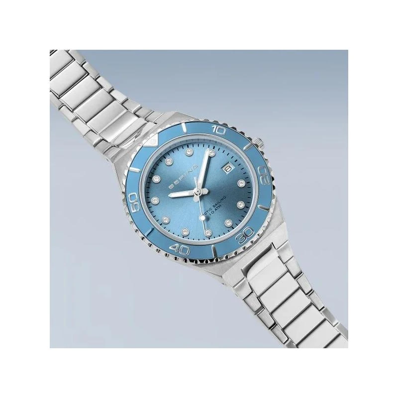 Reloj Bering Artic Sailing Plateado y Azul Analógico Mujer 18936-705