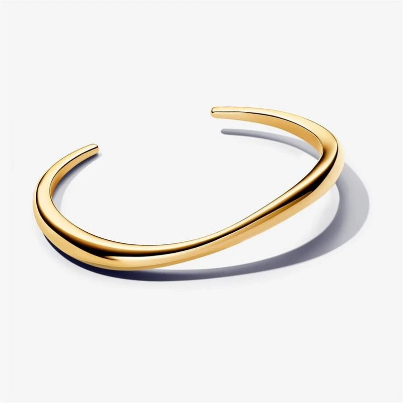 Pulsera Pandora Essence Rígidad Abierta Forma Orgánica Baño Oro 563310C00