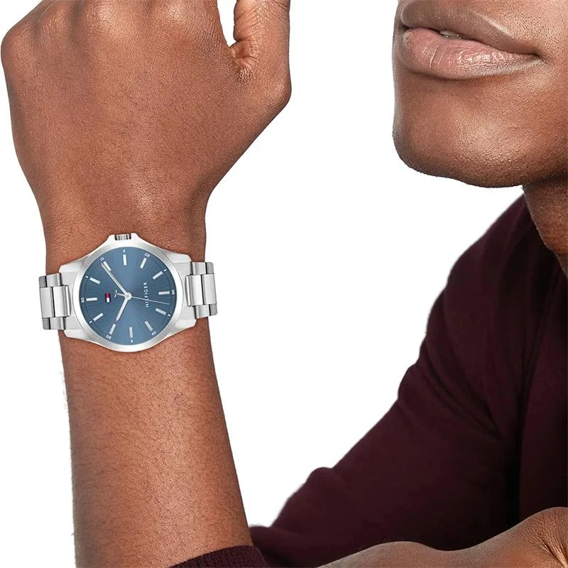 Reloj Tommy Hilfiger Bruce Plateado y Azul Analógico Hombre 1710670
