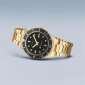Reloj Bering Classic Dorado y Negro Analógico Hombre 18940-732